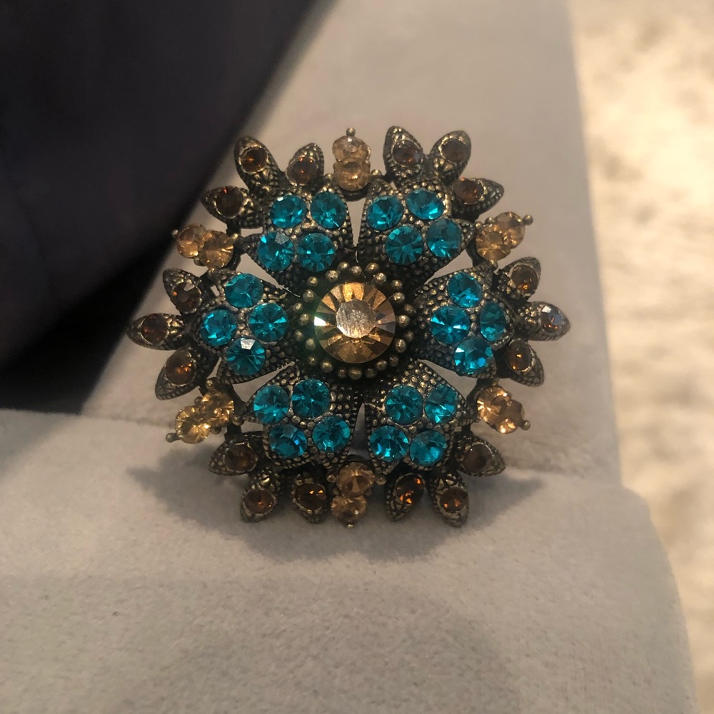 Ring - Picture 2 of 3